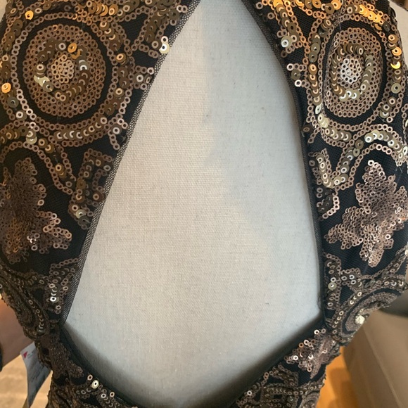Black with bronze/gold  sequins design dress - Picture 5 of 5